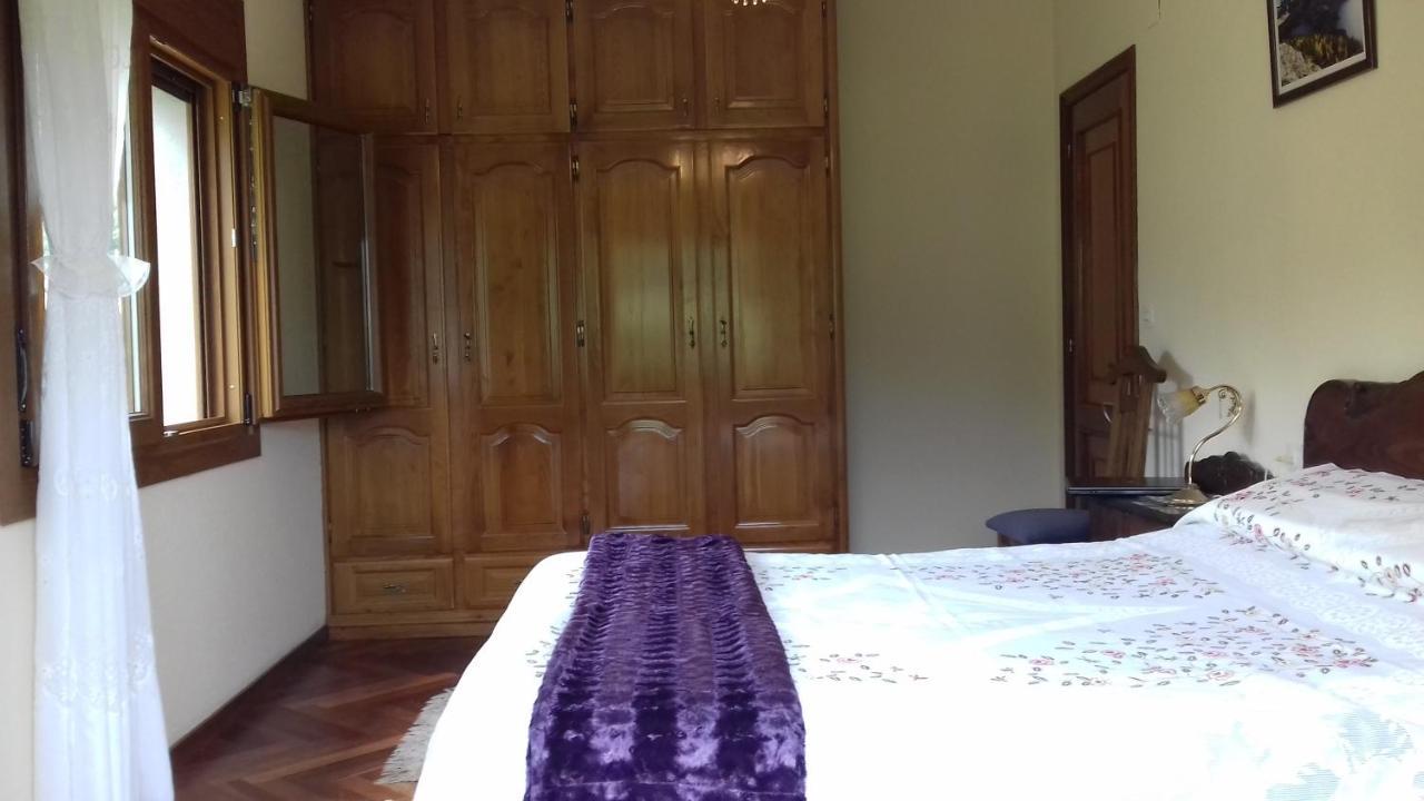 Villa con piscina en Pantòn Ribeira Sacra Galicia Ideal para familias Pantón Exterior foto