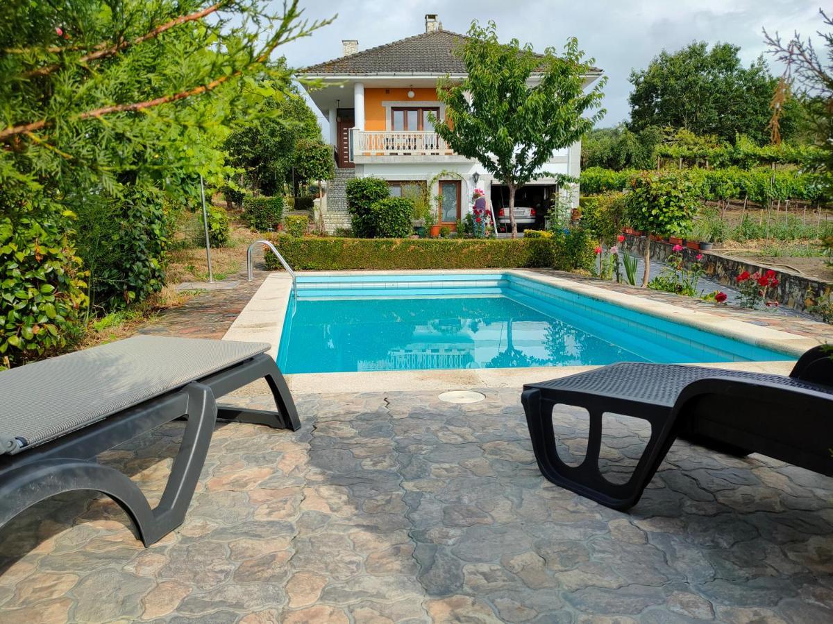 Villa con piscina en Pantòn Ribeira Sacra Galicia Ideal para familias Pantón Exterior foto